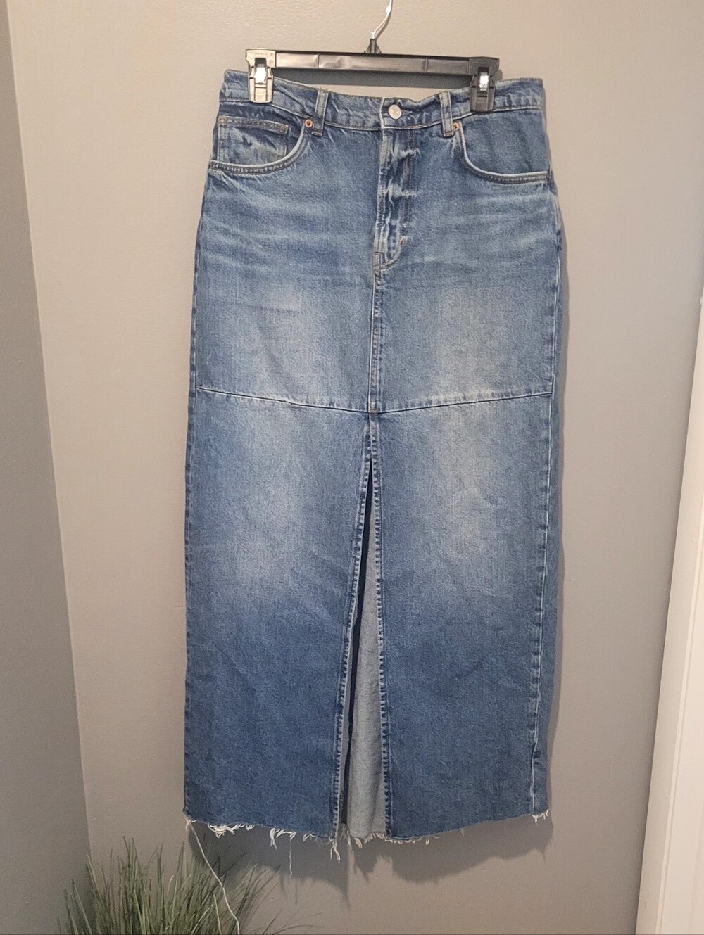 REFORMATION Tazz Maxi Denim  Skirt with Front Slit - Blue Sz 29